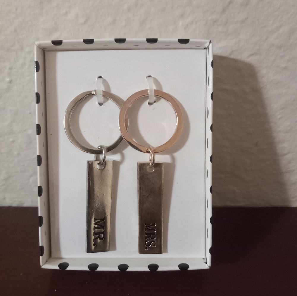 Mr. and Mrs. Keychain- 2